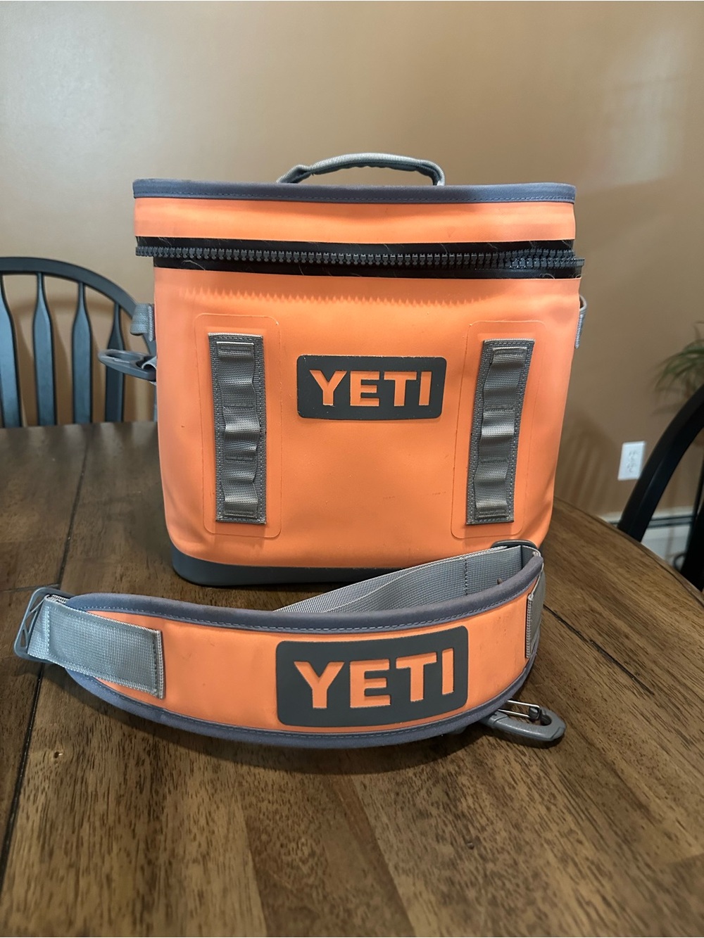 Yeti Hopper Flip 12 Soft Sided Cooler Color:Coral (rare)